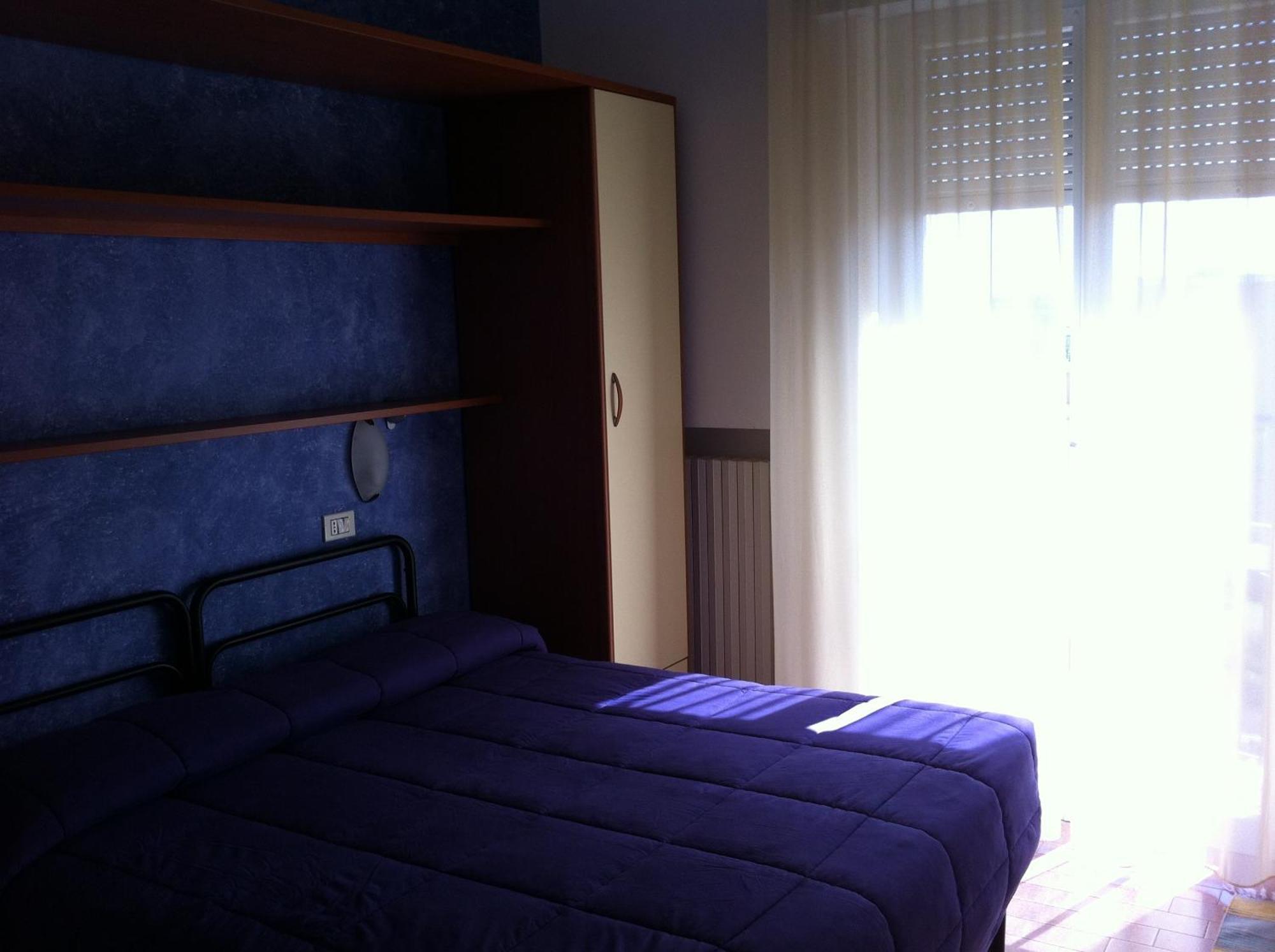 Hotel Viking Rimini Bagian luar foto